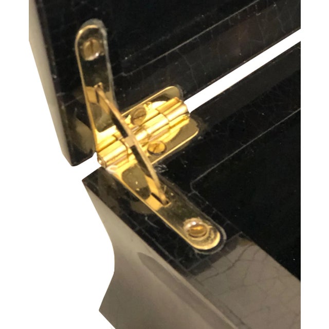 Wood 1970s Maitland Smith Lacquer and Inlaid Box For Sale - Image 7 of 9