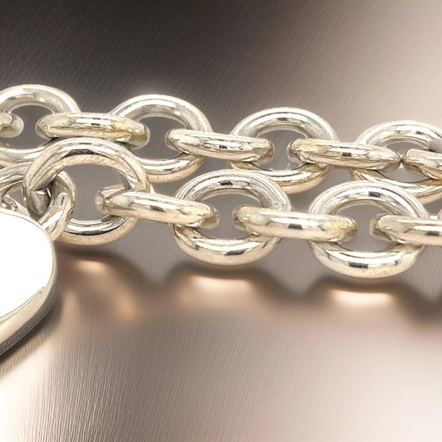 1990s Tiffany & Co Estate Heart Bracelet 7.5" Sterling Silver For Sale - Image 9 of 15