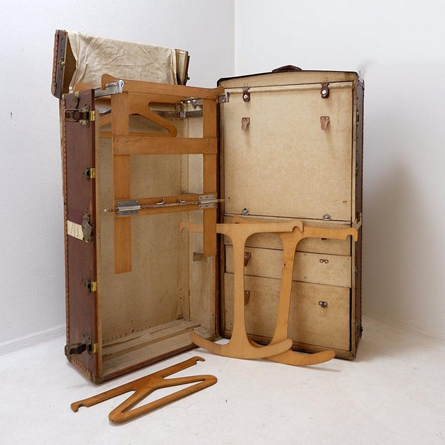 Antique Travel Trunk, 1930 For Sale - Image 5 of 16