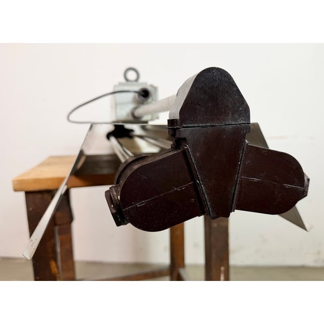 Industrial Grey Tube Light from Elektrosvit, 1970s For Sale - Image 18 of 18