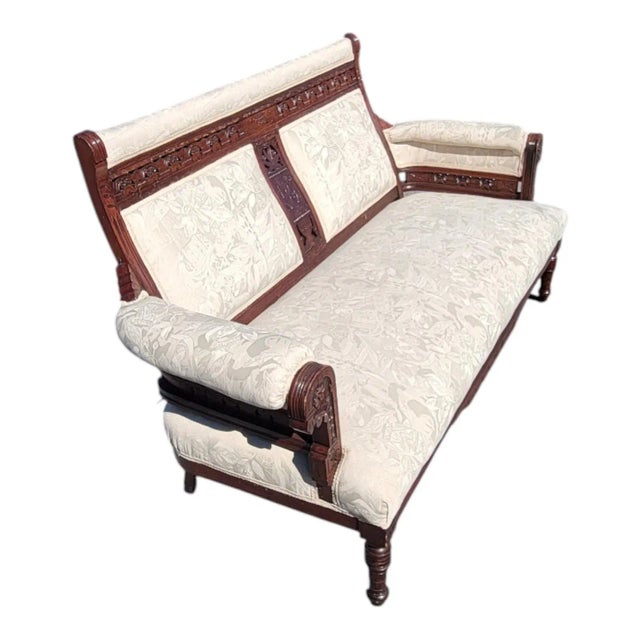 19th Century Solid 19th Century American Eastlake Loveseat Made of Walnut Wood, Refurbished. For Sale - Image 5 of 18