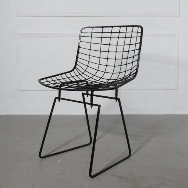 Knoll Black & White Wire Side Chairs after Bertoia for Knoll - Set of 8 For Sale - Image 4 of 12