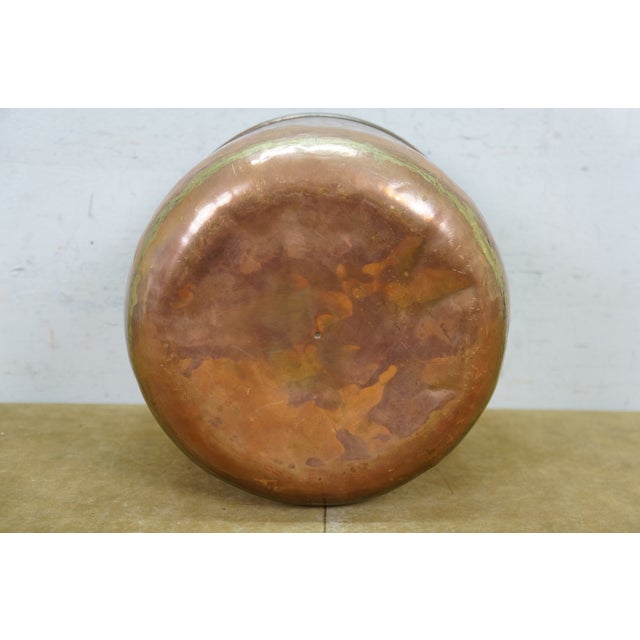 Antique Dovetailed Hammered Copper Stock Pot Cauldron Cooking Kettle Bucket 8.5" For Sale - Image 9 of 13