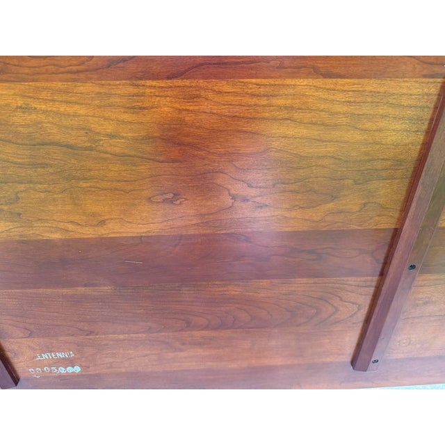 Late 20th Century Statton Furniture Cherry Pencil Post Queen Size Bed For Sale - Image 12 of 14