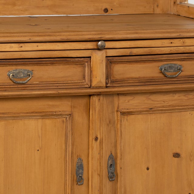 19th Century Hungarian Pine Breakfront Cupboard Display Cabinet For Sale - Image 13 of 18