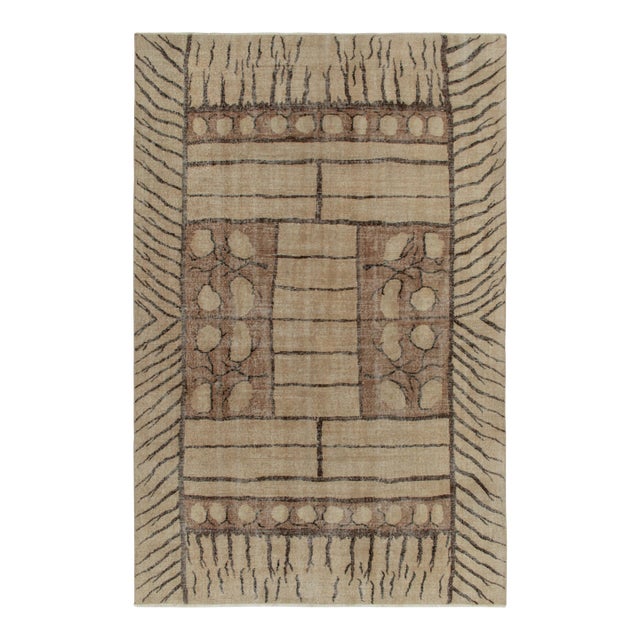 1960s Vintage Turkish Rug in Beige-Brown Chic Geometric Pattern, Distressed For Sale