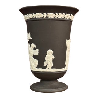1970s Wedgwood Jasperware Black Footed Pedestal Vase With Classical Scene With Cherubs For Sale