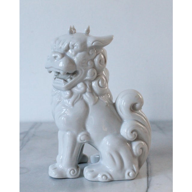 Figurative Vintage White Ceramic Foo Dog Figure For Sale - Image 3 of 9