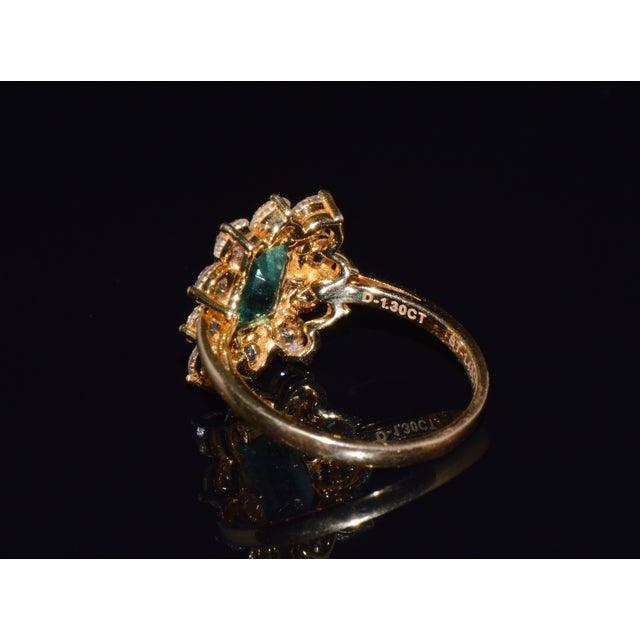 Certified Natural 2.73cts Diamond Emerald 18k Gold Dinner Halo Ring For Sale - Image 4 of 14