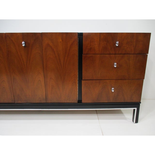 Mid-Century Modern Mid Century Walnut Dresser Credenza by American of Martinsville For Sale - Image 3 of 16