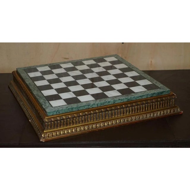 Victorian Chessboard & Pieces in Italian Marble & Giltwood from Staunton, Set of 17 For Sale - Image 9 of 18