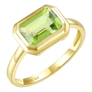 Kai Bella 2.50ctw Emerald-Cut Peridot East-West Ring, Size 6 in 14k Gold (All Sizes Available) For Sale