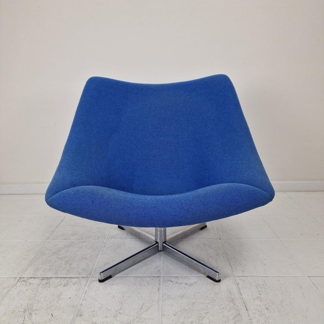 Artifort Oyster Lounge Chair with Cross Base by Pierre Paulin for Artifort, 1960s For Sale - Image 4 of 15