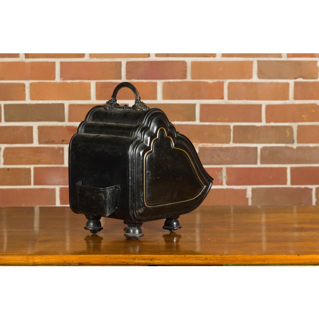 English Victorian Period 1880s Black Coal Box with Hand-Painted Dog Motif For Sale - Image 11 of 12