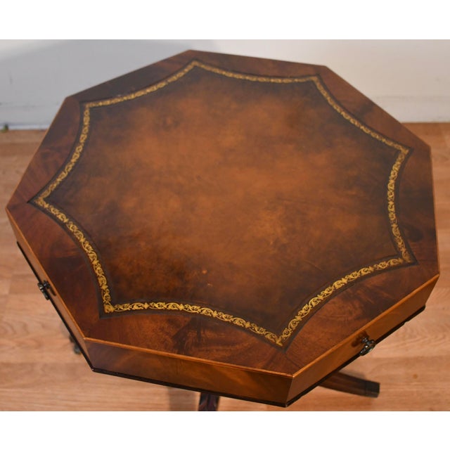 1930s Antique Weiman English Regency Mahogany Leather Top Side Table End Accent Table For Sale - Image 12 of 17