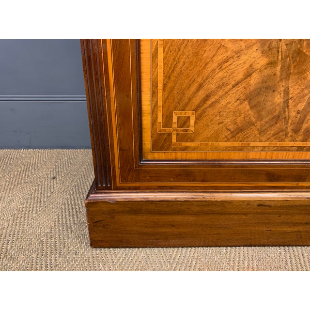 Mahogany Bookcase from Edwards & Roberts, 1900s For Sale - Image 15 of 18