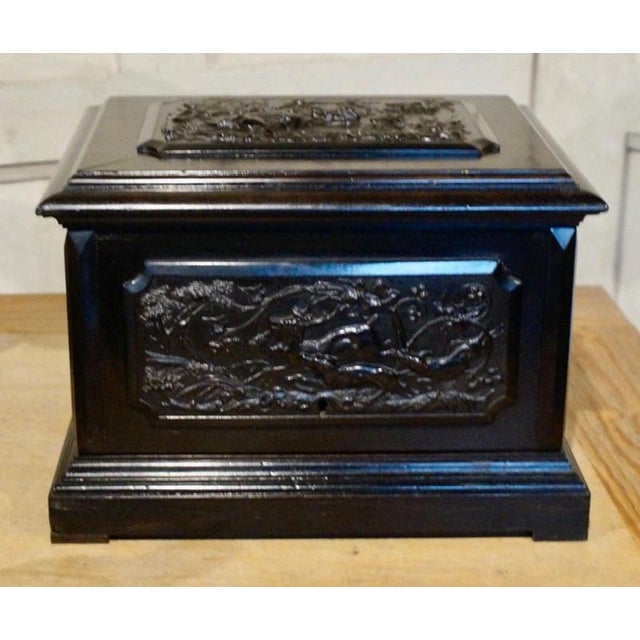 Antique Black Forest Carved Humidor with Wild Boar, 1870 For Sale - Image 12 of 13