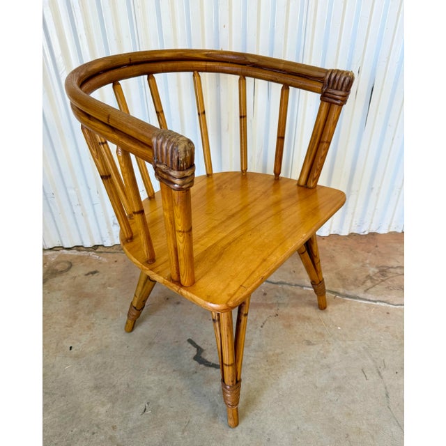 Mid-Century Modern Vintage Heywood Wakefield Ashcraft Line Captains Chairs – Set of 2 For Sale - Image 3 of 12