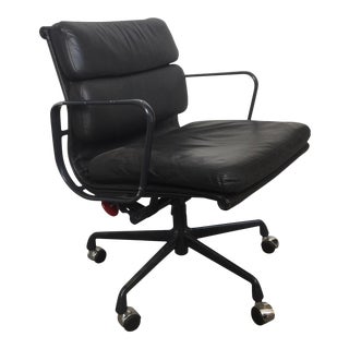 Eames for Herman Miller Mid-Century Soft Pad Chair For Sale