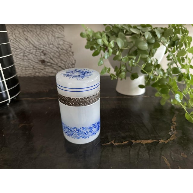 Light Grey Opaline Glass Box with Blue Floral Enamel Decoration, 1890s For Sale - Image 14 of 18