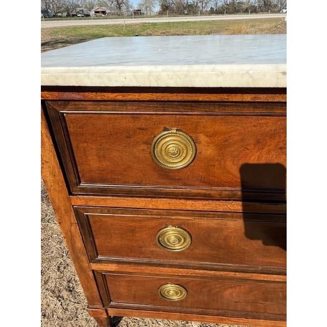 18th Century Louis XVI Carrara Marble Top Chest of Drawer / Commodes For Sale - Image 14 of 18