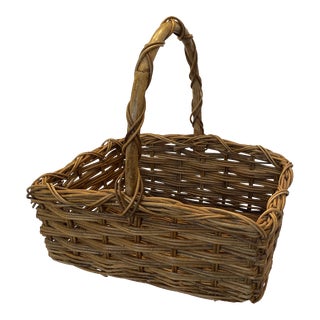 Vintage Mid-Century Woven Wicker Gathering Basket For Sale