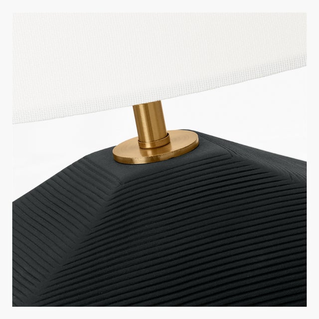 2020s Hable by Visual Comfort Studio Hable Tallulah Table Lamp in Rough Black Ceramic For Sale - Image 5 of 9