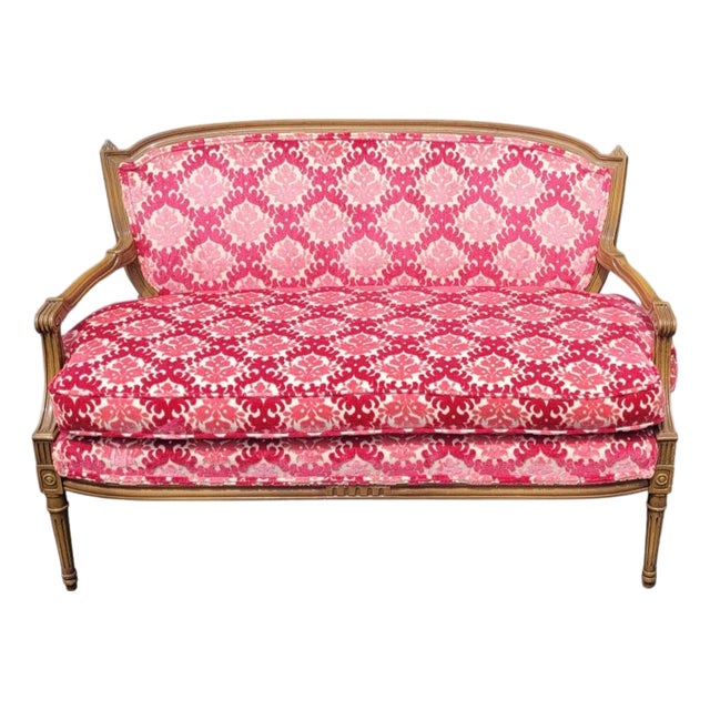 Fine 1950s Hollywood Style Velvet Settee For Sale