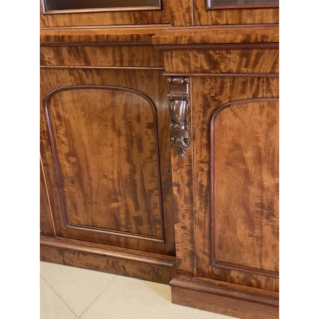 Large Victorian Figured Mahogany Breakfront Bookcase, 1860s For Sale - Image 4 of 11