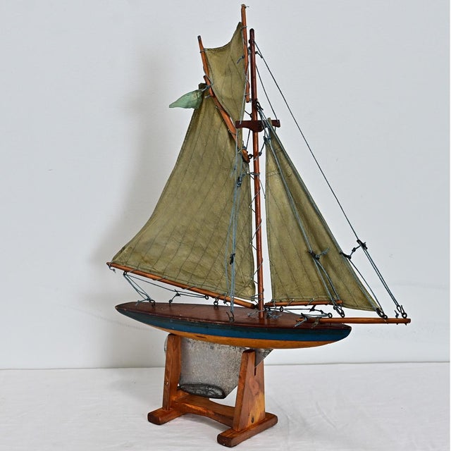 Blue Scottish Early 20th Century Pond Yacht For Sale - Image 8 of 12