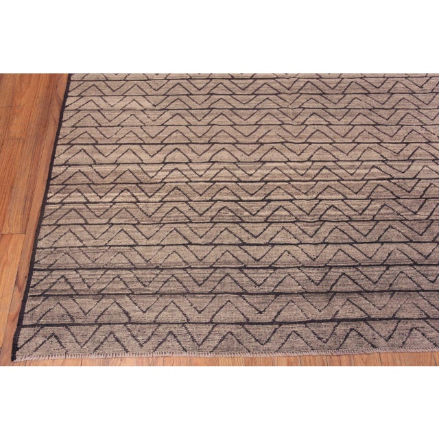 Textile Nazmiyal Collection Geometric Modern Gray Rug For Sale - Image 7 of 8