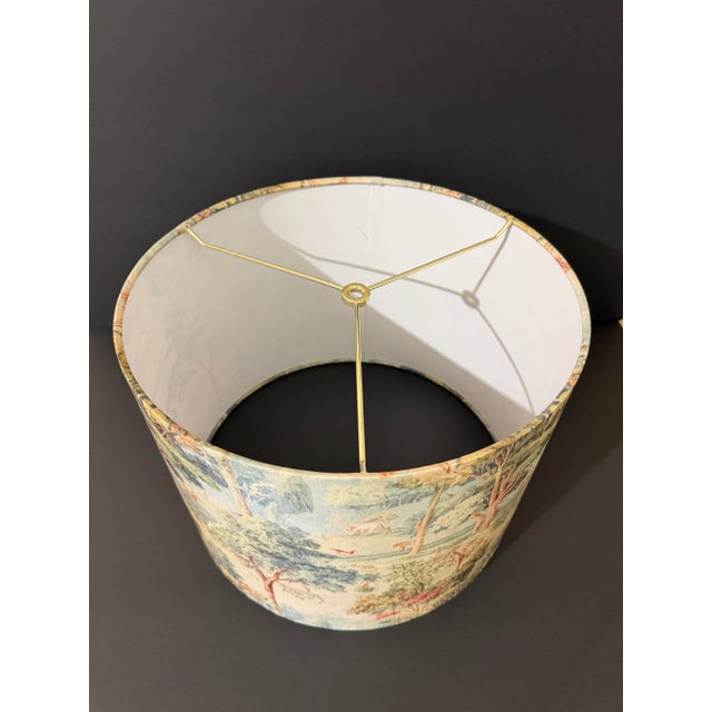 1990s Pair of English Country Scenic Toile Drum Lampshades For Sale In Chicago - Image 6 of 9