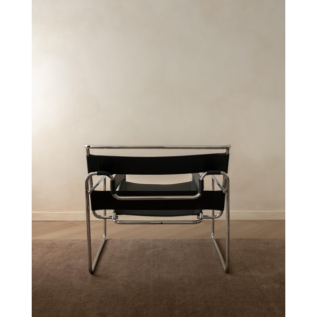 Black Wassily B3 Lounge Chairs by Marcel Breuer for Knoll International, 1970s, Set of 2 For Sale - Image 8 of 18