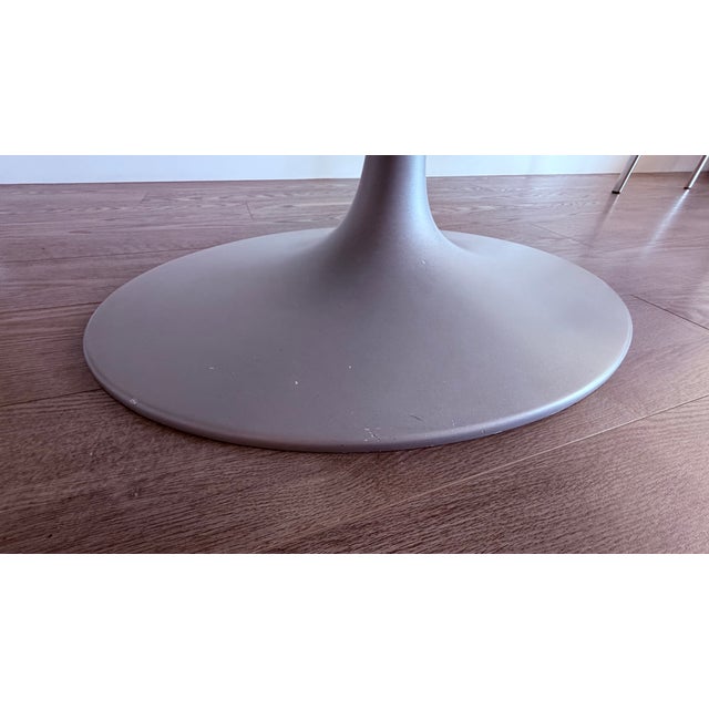 Stone Eero Saarinen Oval Tulip Dining Table — 72" Arabescato Marble, Knoll For Sale - Image 7 of 8