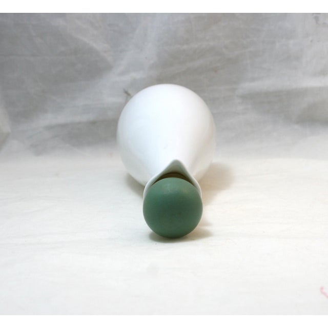 1980s Postmodern Memphis Olive Oil Jug Cruet White Stoneware Euro Style For Sale In West Palm - Image 6 of 9