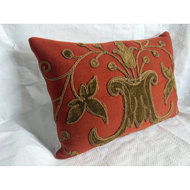 18th Century Florentine Velvet Decorative Pillow For Sale - Image 4 of 7