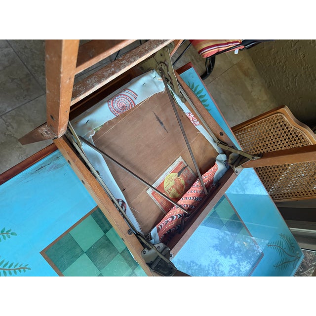 Vintage Mid-Century Leg-O-Matic Folding Game Table & 3 Cane Back Chairs Set (Mcm / Coastal Chess & Checkers) For Sale - Image 4 of 18