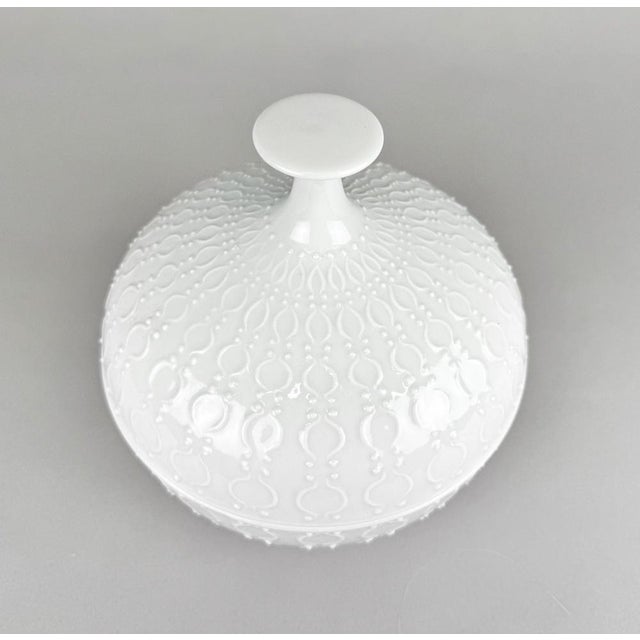 Porcelain Box attributed to Wallendorf, Germany, 1960s For Sale - Image 6 of 11