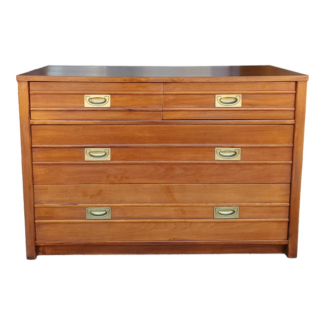 Vintage Thomasville Dresser For Sale