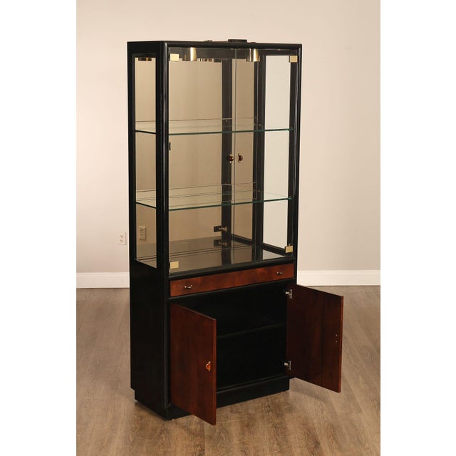 Henredon Henredon Scene Three Display Curio Cabinet For Sale - Image 4 of 18
