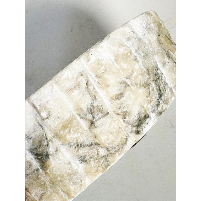 Vintage French White Marble Ashtray, 1970 For Sale - Image 10 of 11