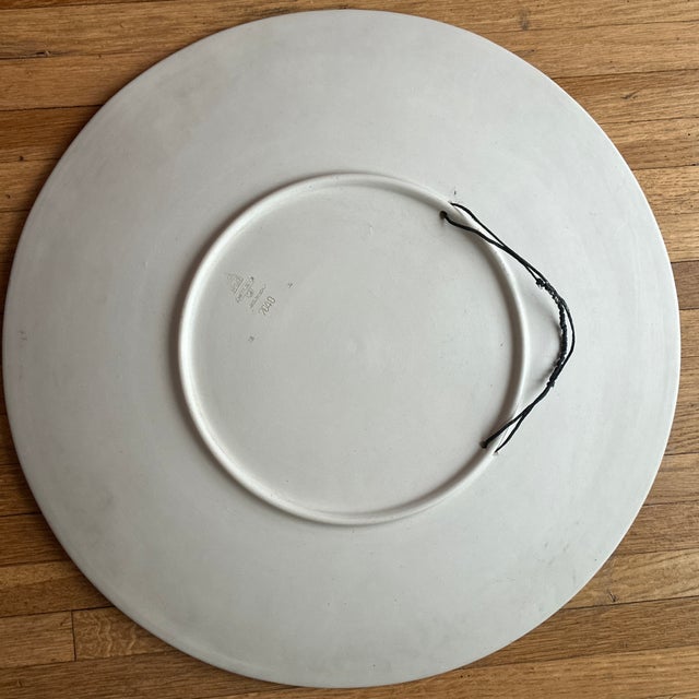 Large Wall Plate/Mettlach Phanolith Charger Designed by Jean-Baptiste Stahl for Villeroy & Boch Around 1900 For Sale In Miami - Image 6 of 10