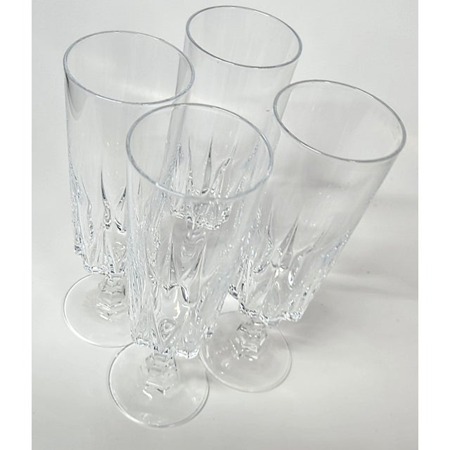 I feel like there should be a word for this style- glitterati? Like the glam of crystal segued into an 80s lace- mid...