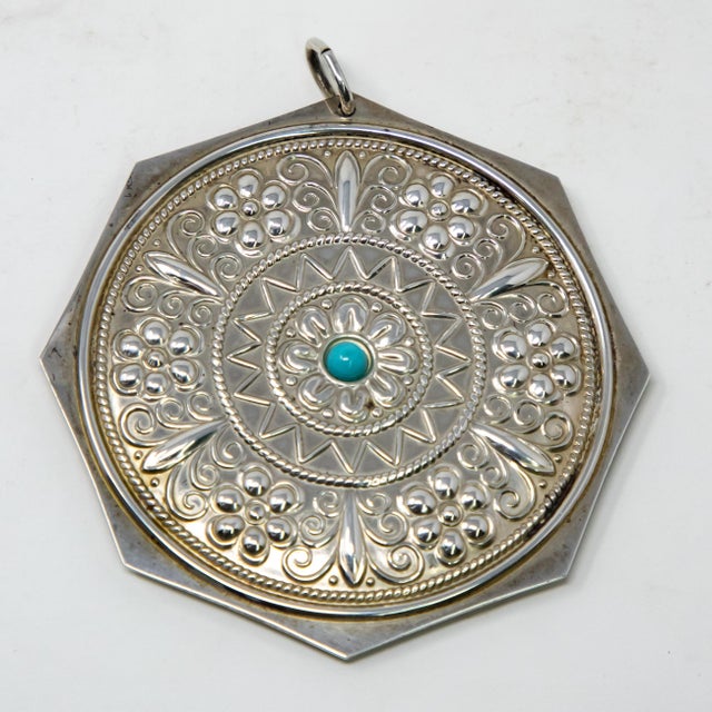 Offering this gorgeous Towle sterling seven swans a swimming. The front depicts seven swans in water, with cat tails to...