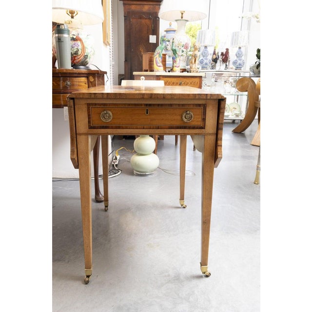 Brown 19th Century George III English Satinwood and Mahogany Pembroke Table For Sale - Image 8 of 9