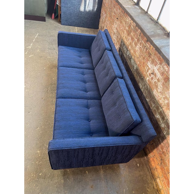 Mid-Century Modern Sofa in the Style of Marshall Field’s – Newly Upholstered For Sale In Chicago - Image 6 of 9