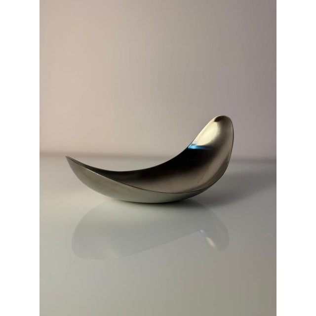 Leaf Medium Serving Bowl by Helle Damkjær for Georg Jensen For Sale - Image 11 of 11
