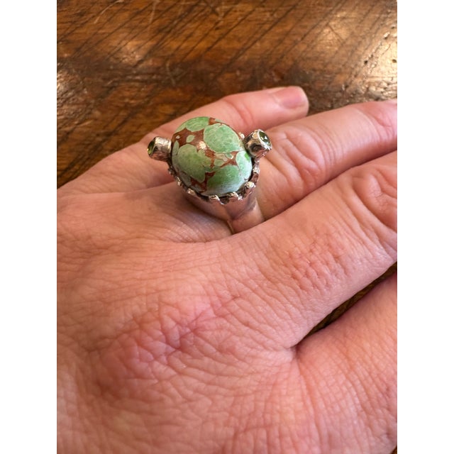 Turquoise Ring in a Crown Shaped Sterling Silver Setting With Two Peridot Gemstones For Sale - Image 4 of 4