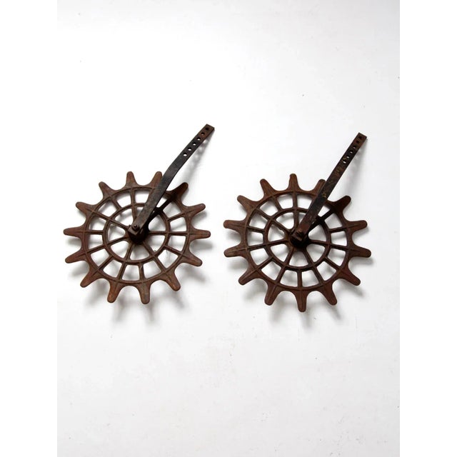 Vintage Farm Closing Wheels a Pair For Sale - Image 4 of 11