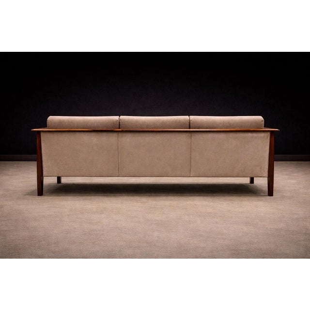 Sofa in Brazilian Rosewood and Warm Taupe Mohair, Fátima, 1960s — Lot 550A For Sale - Image 12 of 15